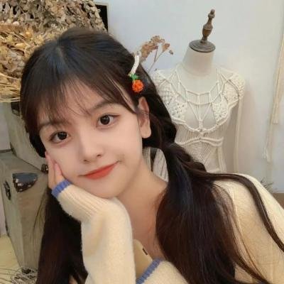 夜色中的她